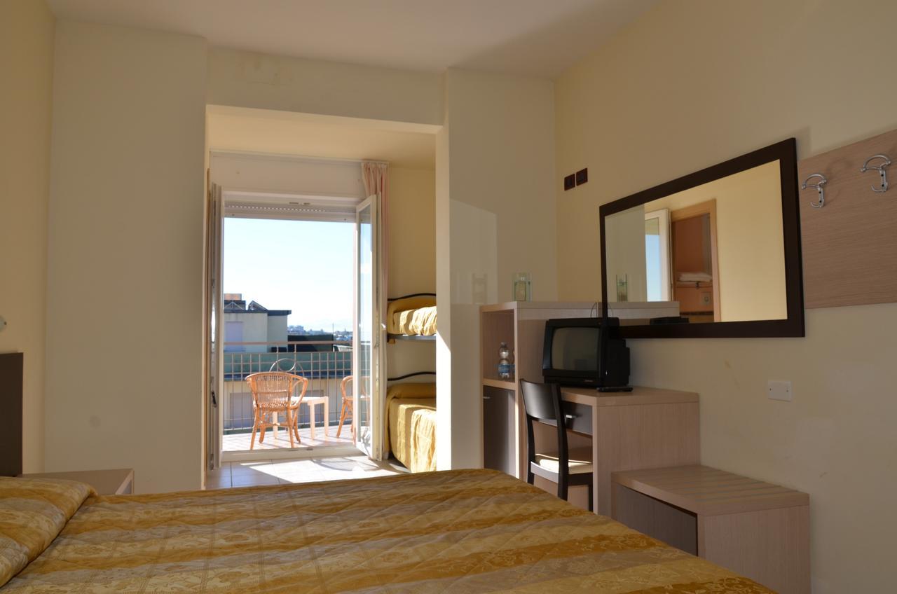 Hotel Mirage มิลาโน แมริตทิมา ภายนอก รูปภาพ