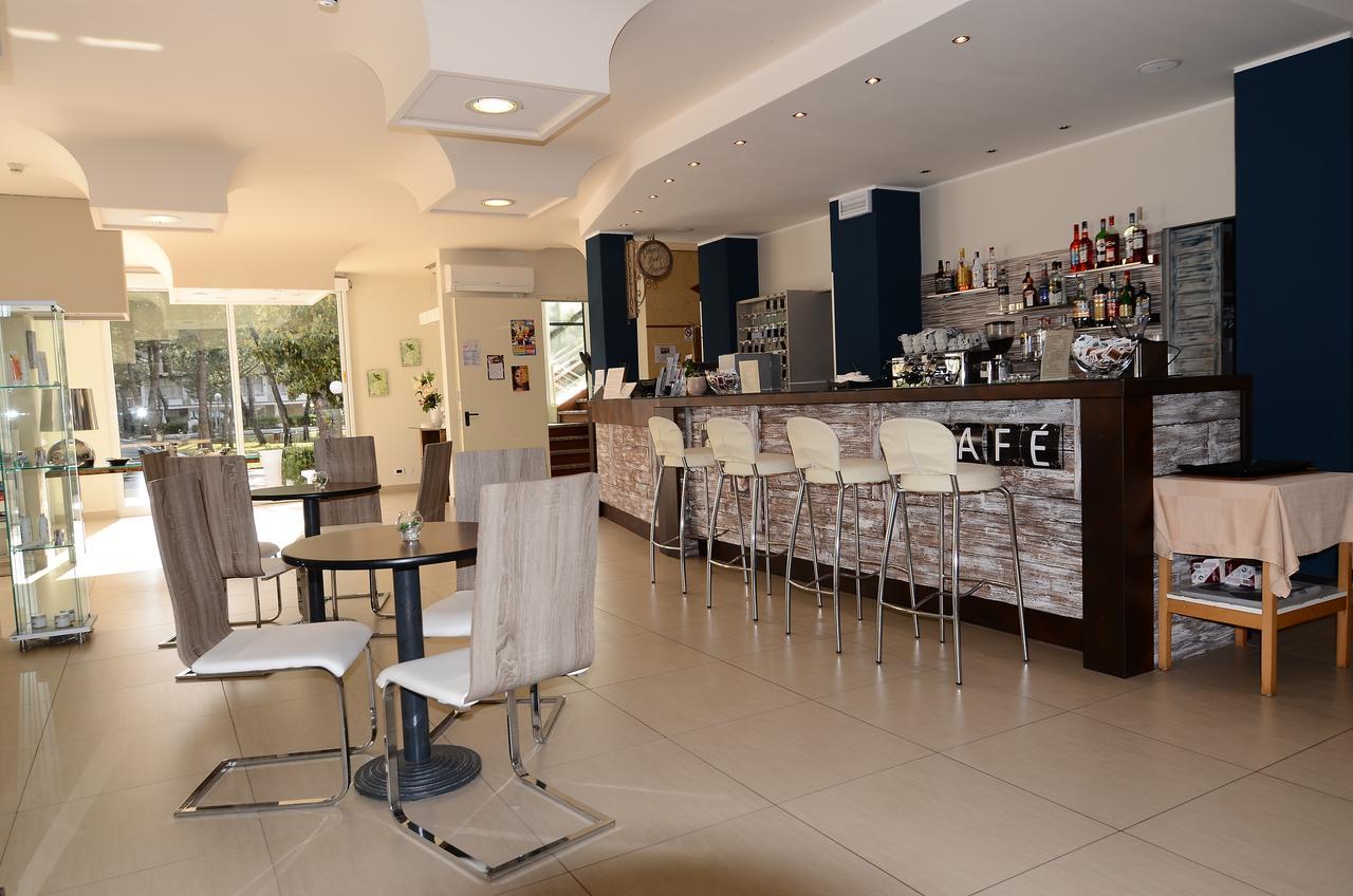 Hotel Mirage มิลาโน แมริตทิมา ภายนอก รูปภาพ